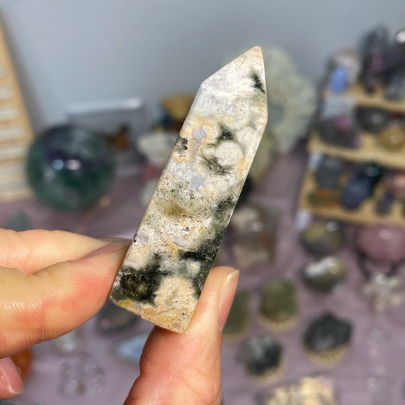 OCEAN JASPER DRUZY CRYSTAL TOWER - Picture 4 of 4